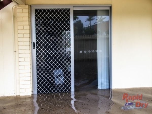 How to Protect Your Belongings When There is a Flood
